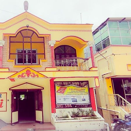 ירקאוד Hotel Ruchi מראה חיצוני תמונה